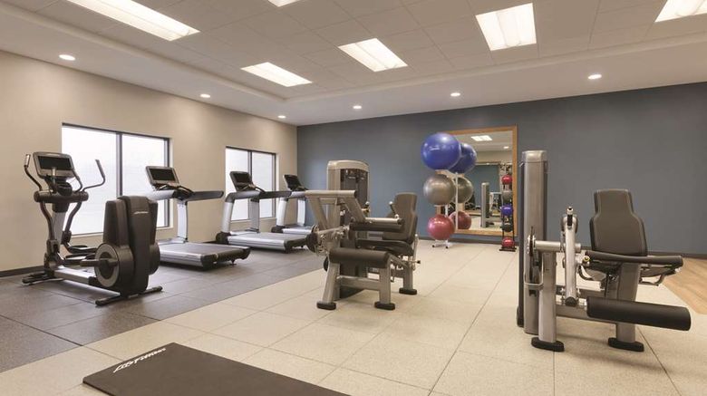 <b>Embassy Suites Akron Canton Airport Health</b>. Images powered by <a href="https://iceportal.shijigroup.com/" title="IcePortal" target="_blank">IcePortal</a>.