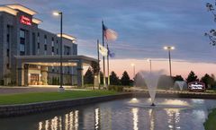 Hampton Inn & Suites Kenosha