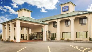 Baymont Inn & Suites Johnson City