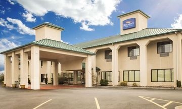 Baymont Inn & Suites Johnson City
