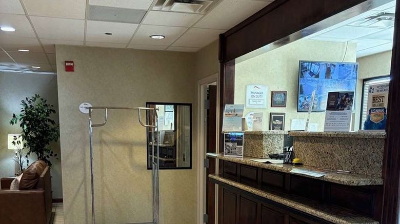 <b>Baymont Inn & Suites Johnson City Lobby</b>. Images powered by <a href="https://iceportal.shijigroup.com/" title="IcePortal" target="_blank">IcePortal</a>.