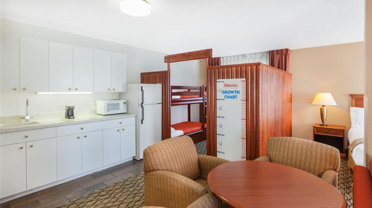 Baymont Inn & Suites Chelsea Suite