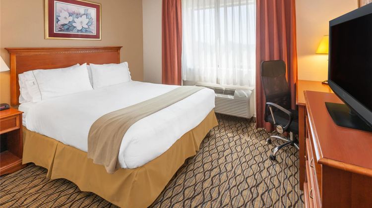 Baymont Inn & Suites Chelsea Room