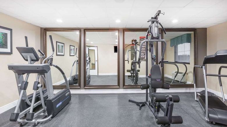 <b>Baymont Inn & Suites Midland Center Health</b>. Images powered by <a href="https://iceportal.shijigroup.com/" title="IcePortal" target="_blank">IcePortal</a>.
