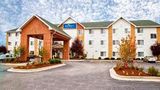 <b>Baymont Inn & Suites Gurnee Exterior</b>. Images powered by <a href="https://iceportal.shijigroup.com/" title="IcePortal" target="_blank">IcePortal</a>.