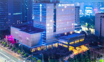 Days Hotel & Suites Liangping