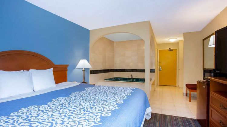 Days Inn Runnemede Philadelphia Area Suite