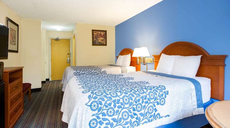 Days Inn Runnemede Philadelphia Area Room