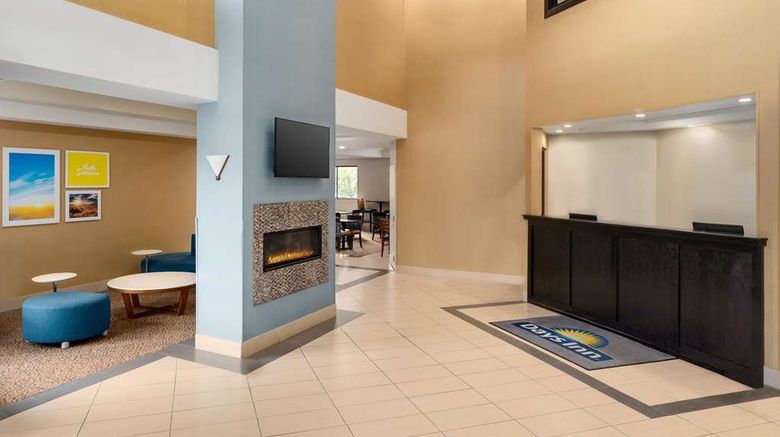 <b>Days Inn Tamworth Lobby</b>. Images powered by <a href="https://iceportal.shijigroup.com/" title="IcePortal" target="_blank">IcePortal</a>.