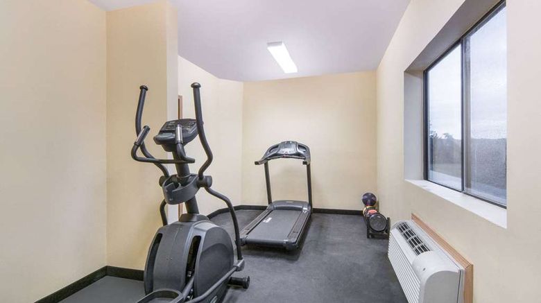<b>Days Inn Baytown East Health</b>. Images powered by <a href="https://iceportal.shijigroup.com/" title="IcePortal" target="_blank">IcePortal</a>.