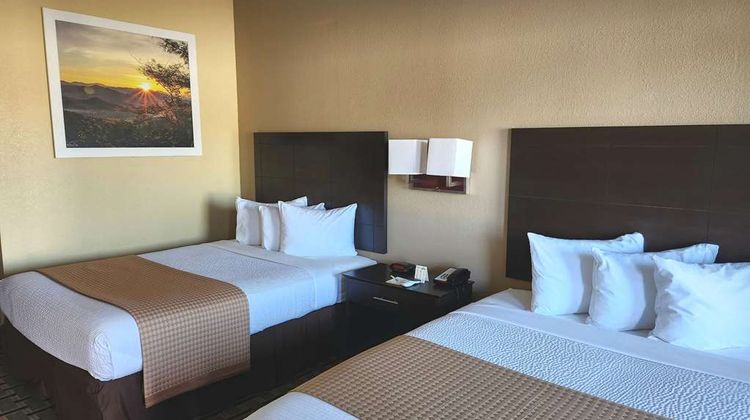 Days Inn Baytown East Room