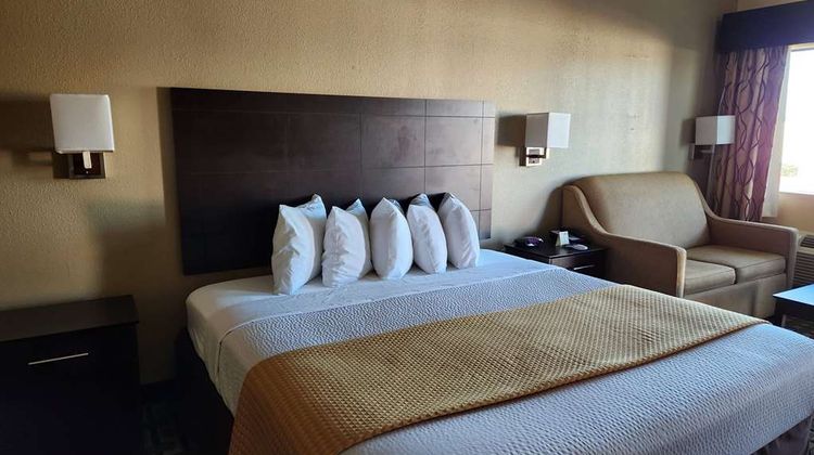 Days Inn Baytown East Room