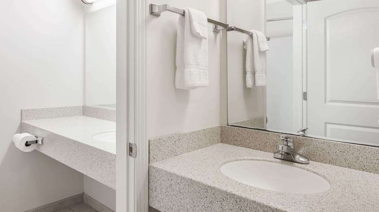 <b>Days Inn Pentwater Room</b>. Images powered by <a href="https://iceportal.shijigroup.com/" title="IcePortal" target="_blank">IcePortal</a>.