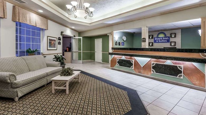 <b>Days Inn Pentwater Lobby</b>. Images powered by <a href="https://iceportal.shijigroup.com/" title="IcePortal" target="_blank">IcePortal</a>.