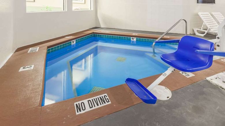 <b>Days Inn Pentwater Pool</b>. Images powered by <a href="https://iceportal.shijigroup.com/" title="IcePortal" target="_blank">IcePortal</a>.