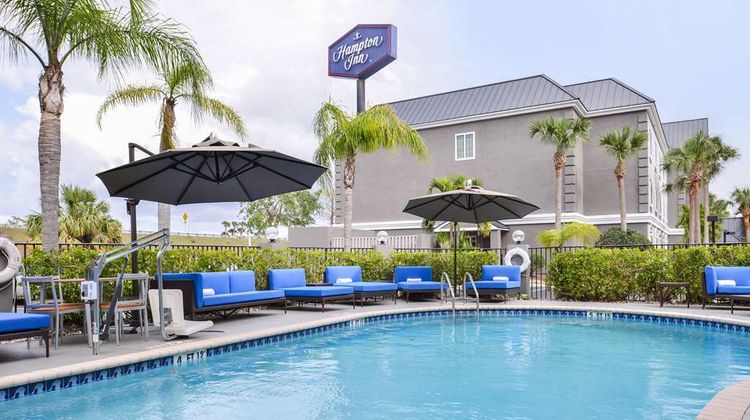 Hampton Inn Vero Beach Pool