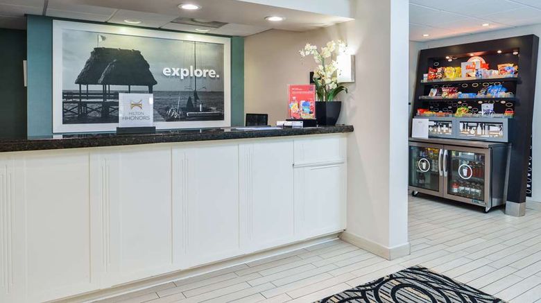 <b>Hampton Inn Vero Beach Restaurant</b>. Images powered by <a href="https://iceportal.shijigroup.com/" title="IcePortal" target="_blank">IcePortal</a>.
