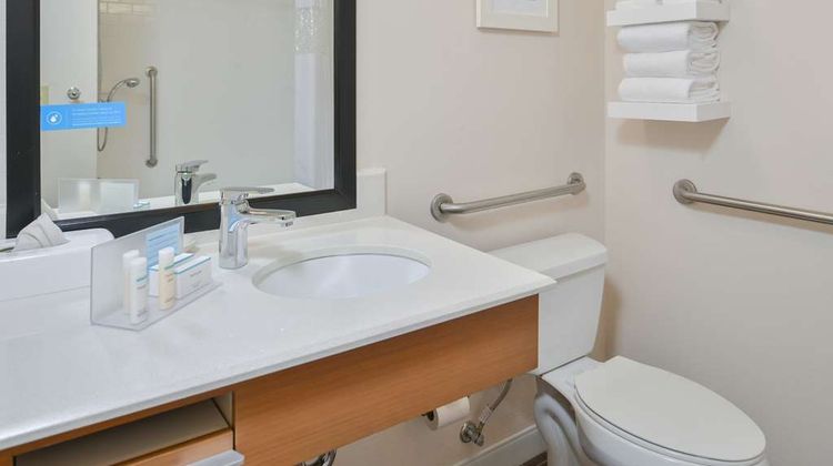 Hampton Inn Vero Beach Room