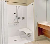 Microtel Inn & Suites Philadelphia Arpt Room