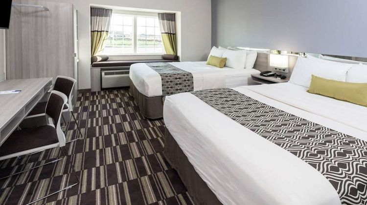Microtel Inn & Suites West Fargo Room