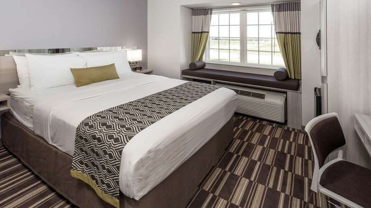 Microtel Inn & Suites West Fargo Room