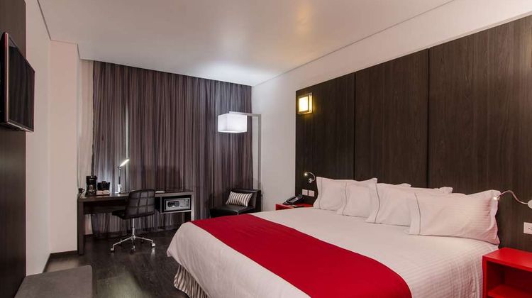 Ramada Encore San Luis Potosi Room