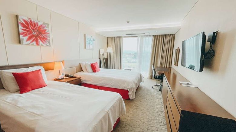 <b>Ramada Jeju Hamdeok Room</b>. Images powered by <a href="https://iceportal.shijigroup.com/" title="IcePortal" target="_blank">IcePortal</a>.