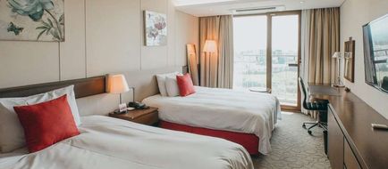 Ramada Jeju Hamdeok Room