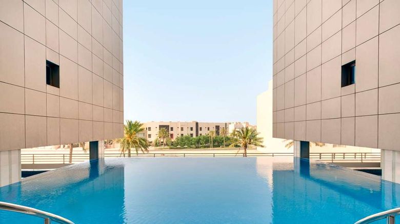 <b>Ramada Hotel & Suites Amwaj Islands Pool</b>. Images powered by <a href="https://iceportal.shijigroup.com/" title="IcePortal" target="_blank">IcePortal</a>.
