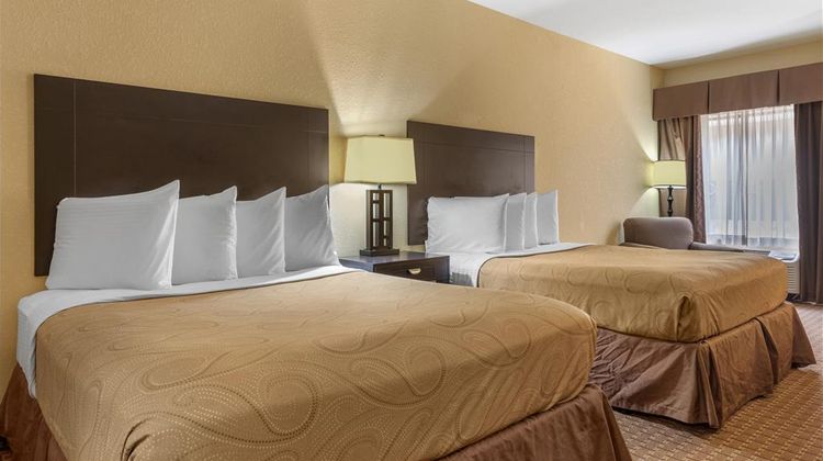 Best Western Bastrop Pines Inn Room