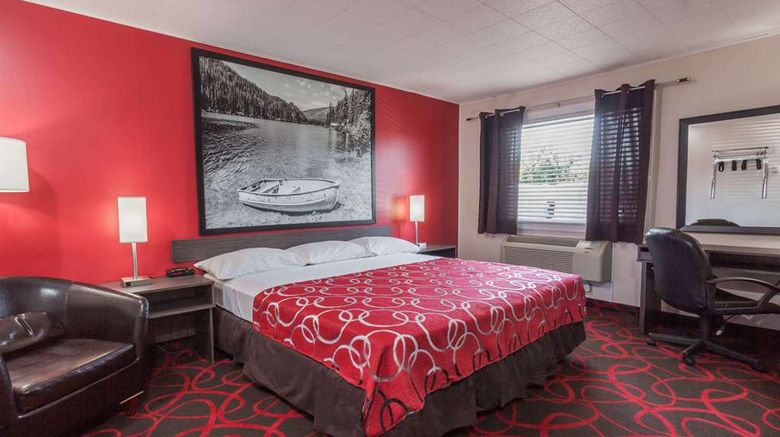 <b>Super 8 Kirkland Lake Room</b>. Images powered by <a href="https://iceportal.shijigroup.com/" title="IcePortal" target="_blank">IcePortal</a>.