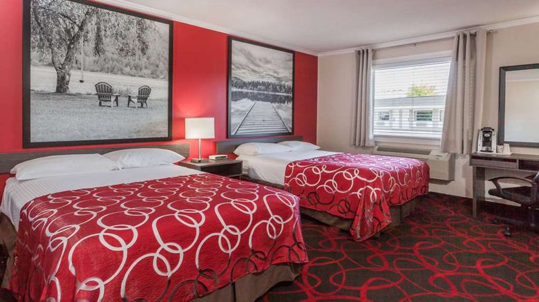 <b>Super 8 Kirkland Lake Room</b>. Images powered by <a href="https://iceportal.shijigroup.com/" title="IcePortal" target="_blank">IcePortal</a>.