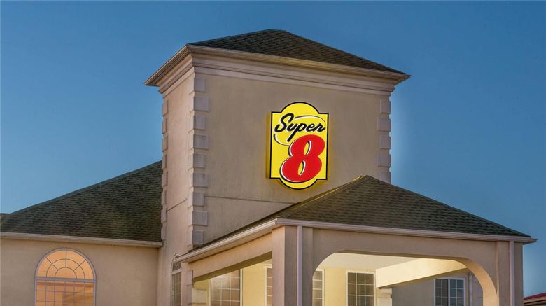 Super 8 Harrisburg Hershey North Exterior. Images powered by <a href="https://iceportal.shijigroup.com" target="_blank" rel="noopener">Ice Portal</a>.
