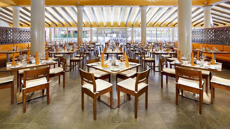 Barcelo Maya Grand Resort Restaurant