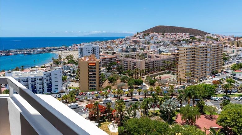 <b>Sol Arona Tenerife Room</b>. Images powered by <a href="https://iceportal.shijigroup.com/" title="IcePortal" target="_blank">IcePortal</a>.