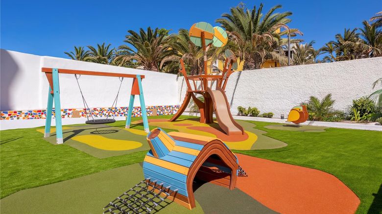 <b>Sol Arona Tenerife Other</b>. Images powered by <a href="https://iceportal.shijigroup.com/" title="IcePortal" target="_blank">IcePortal</a>.