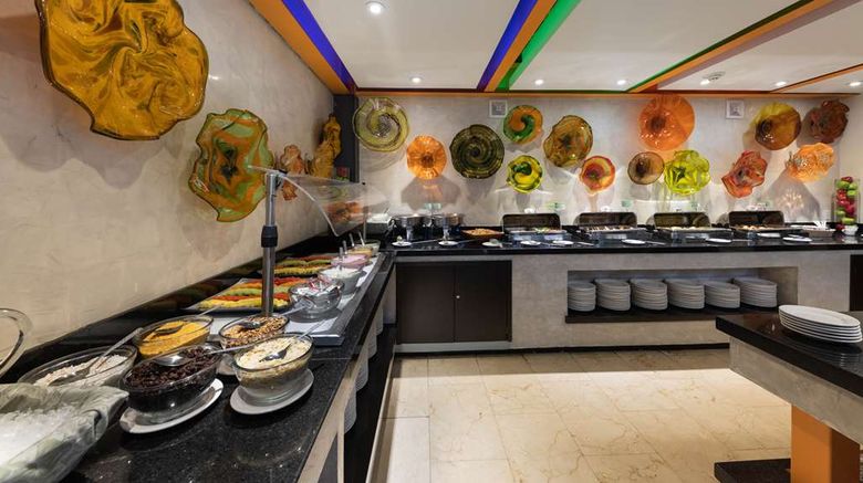 <b>Wyndham Garden Guadalajara Expo Restaurant</b>. Images powered by <a href="https://iceportal.shijigroup.com/" title="IcePortal" target="_blank">IcePortal</a>.