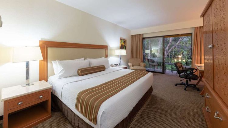 Wyndham Garden Guadalajara Expo Room