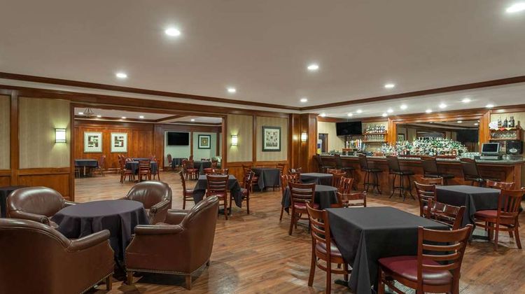 Wyndham Visalia Restaurant