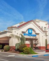 Wyndham Visalia