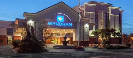Wyndham Visalia Exterior