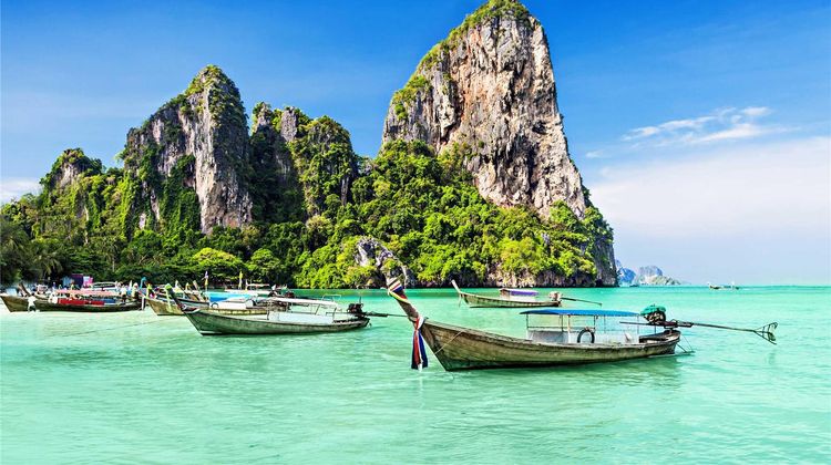 Club Wyndham Patong Hill Phuket Beach