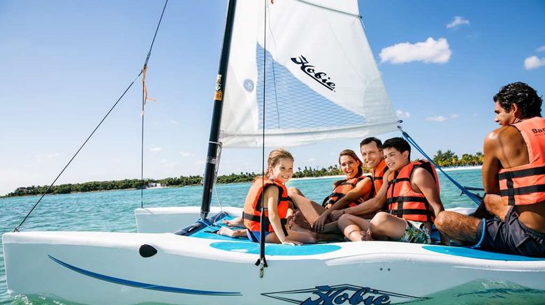 <b>Barcelo Maya Colonial-Maya Grand Resort Beach</b>. Images powered by <a href="https://iceportal.shijigroup.com/" title="IcePortal" target="_blank">IcePortal</a>.