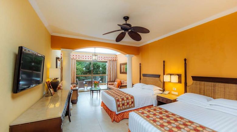 <b>Barcelo Maya Palace Room</b>. Images powered by <a href="https://iceportal.shijigroup.com/" title="IcePortal" target="_blank">IcePortal</a>.