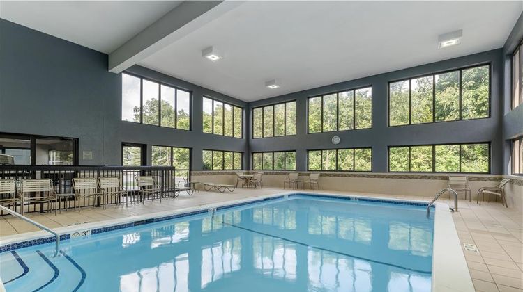 Best Western Delta Inn Pool