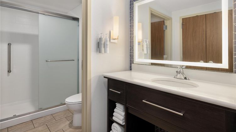 Homewood Suites West Des Moines Room