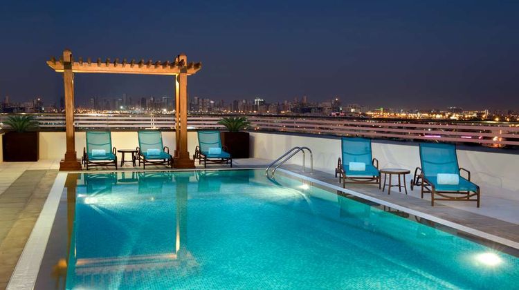 Hilton Garden Inn Dubai Deira Pool