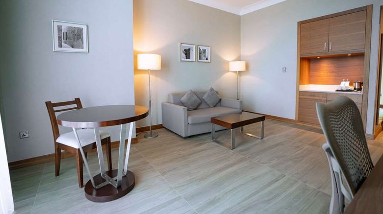 <b>Hilton Garden Inn Dubai Deira Room</b>. Images powered by <a href="https://iceportal.shijigroup.com/" title="IcePortal" target="_blank">IcePortal</a>.