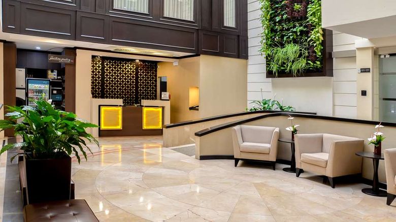 <b>Hilton Garden Inn Guatemala City Lobby</b>. Images powered by <a href="https://iceportal.shijigroup.com/" title="IcePortal" target="_blank">IcePortal</a>.