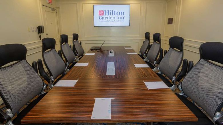 <b>Hilton Garden Inn Guatemala City Meeting</b>. Images powered by <a href="https://iceportal.shijigroup.com/" title="IcePortal" target="_blank">IcePortal</a>.